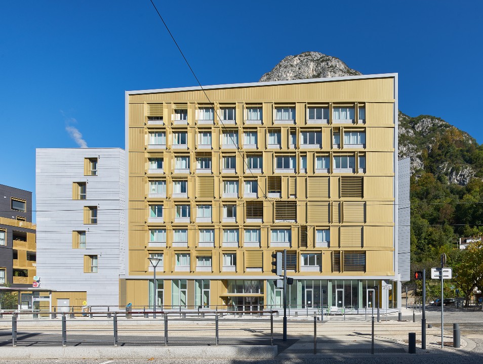 Programme mixte : logements, bureaux, commerces et résidence étudiante 8