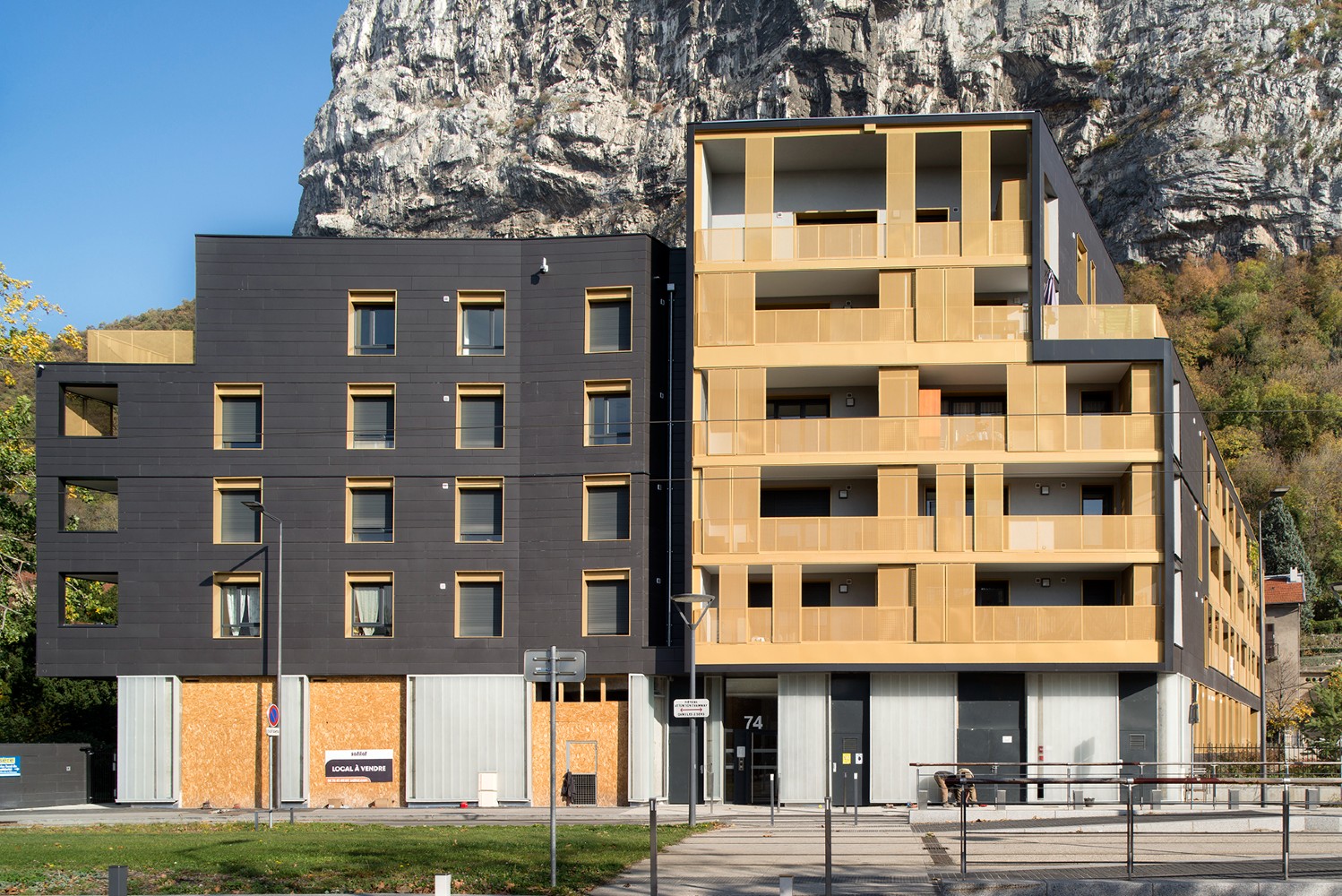 Programme mixte : logements, bureaux, commerces et résidence étudiante 12