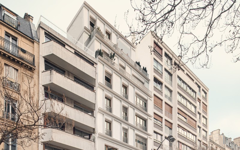 Logements collectifs et local d'activité
