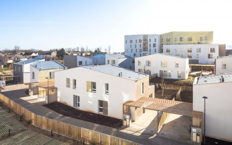 Logements collectifs et maisons individuelles