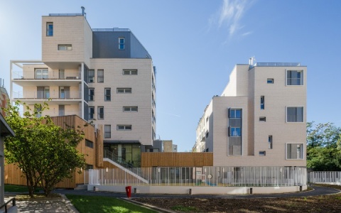 Crèche et logements