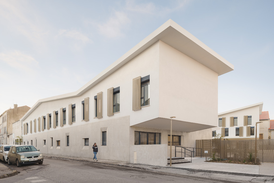 Unité d'hébergement d'urgence et locaux du SAMU Social 3